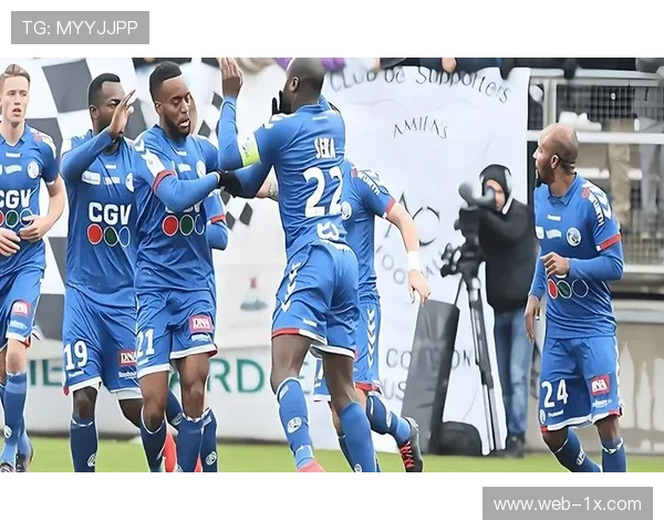 法甲工资帽压制，中小球队生存空间受挤压